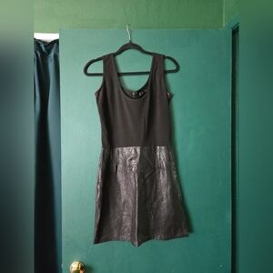 Elegant Black Sleeveless Dress Small